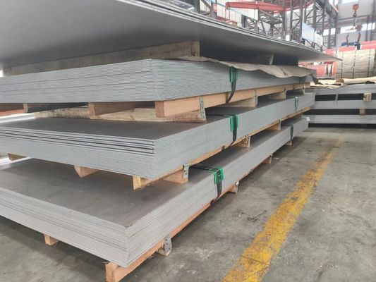 ATSM SS 304 2b Finish Pelat Logam Stainless Steel Dengan Teknik Berlubang Bergelombang